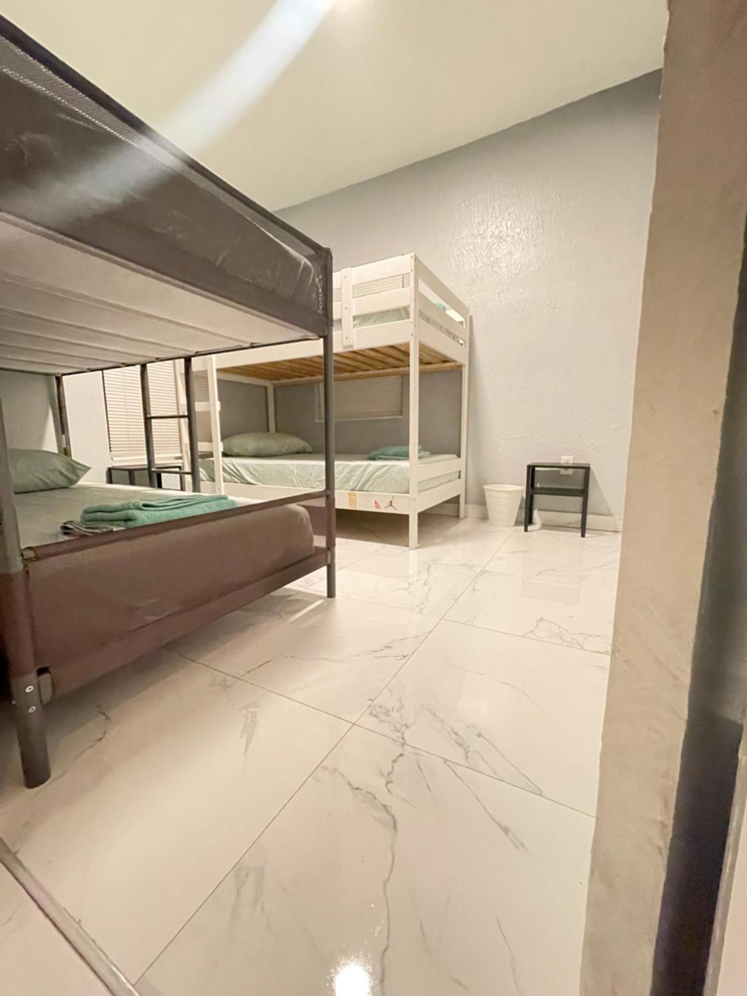 Auberge de jeunesse Ludge By Miami Airport Extérieur photo
